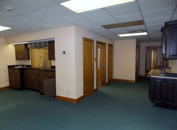 275 Yardley Ave, Levittown, PA 19054